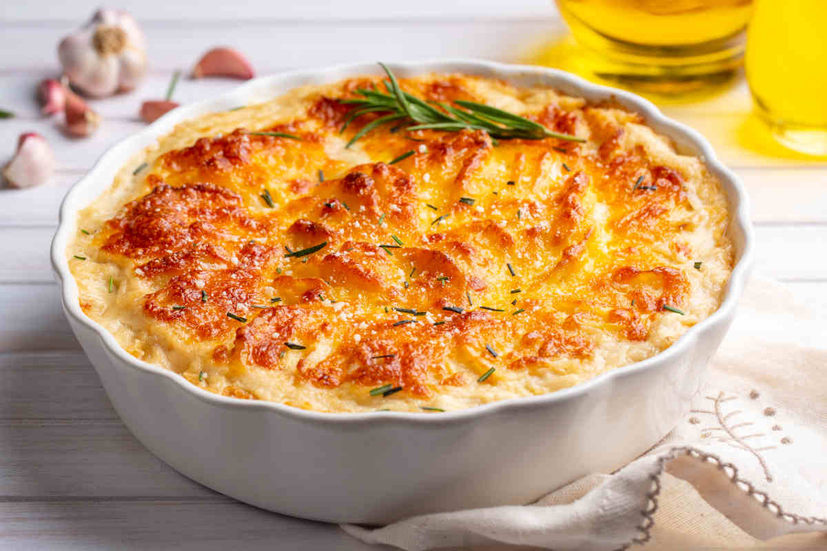 teglia tonda con patate gratinate