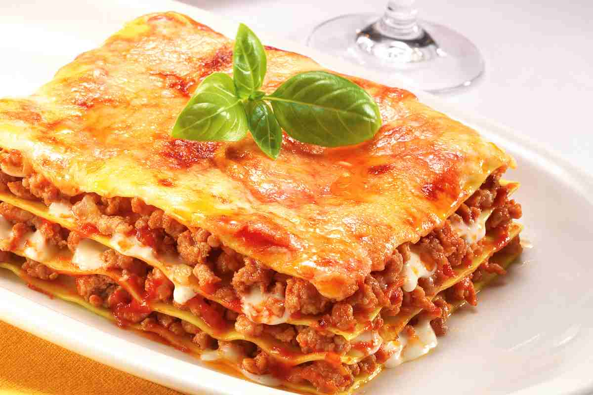 Lasagne al forno per la ricetta del giorno