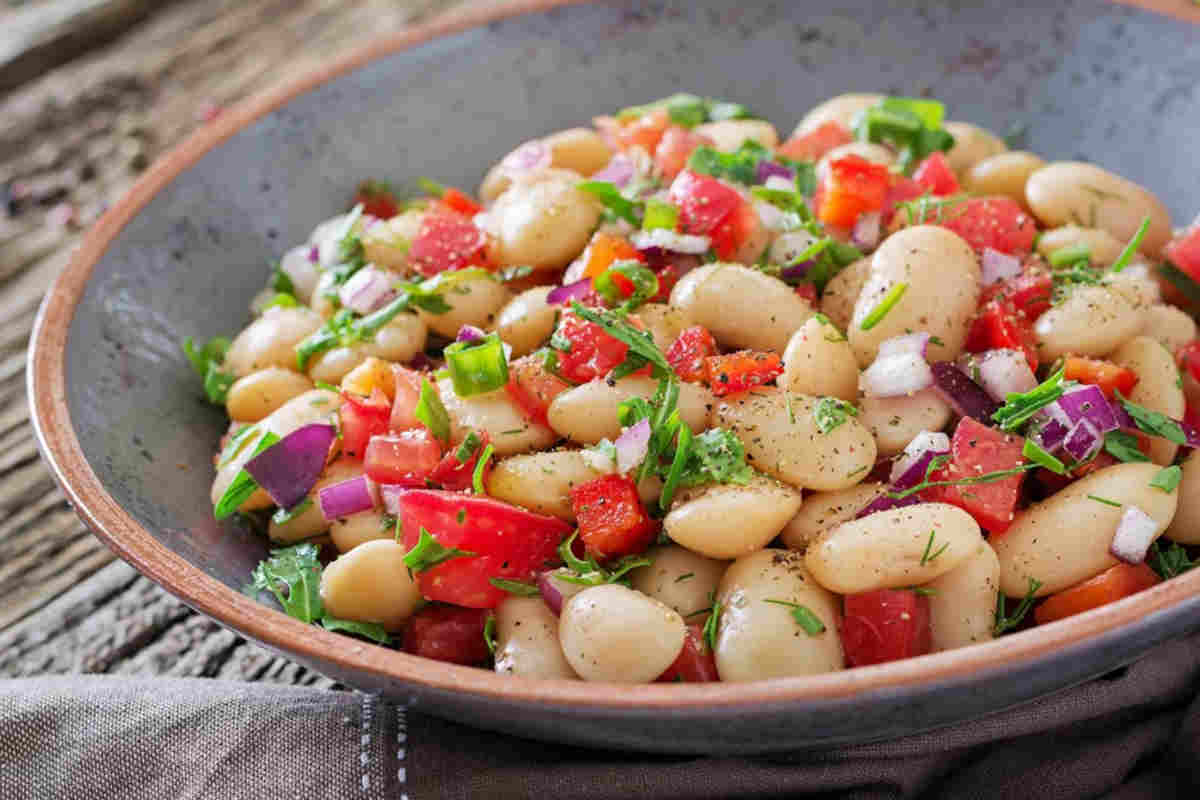 Ingrediente segreto per insalata di fagioli in scatola