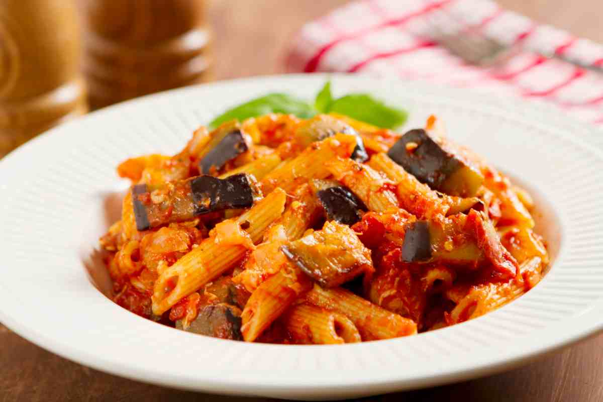 Pasta con melanzane ricetta