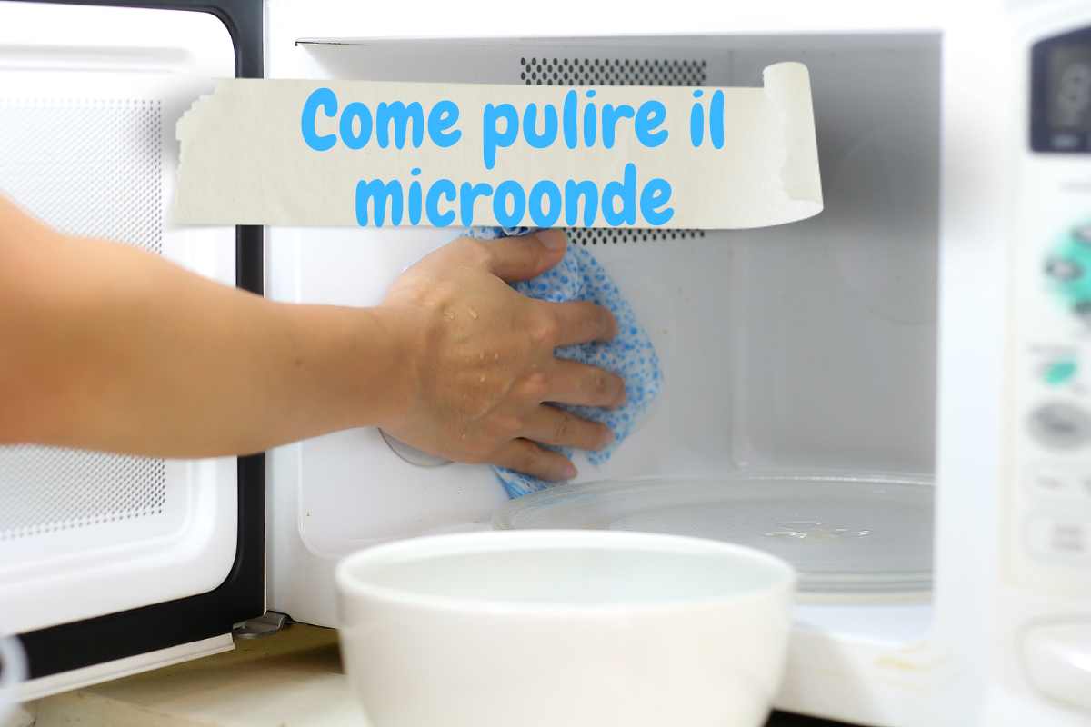 Come pulire il microonde