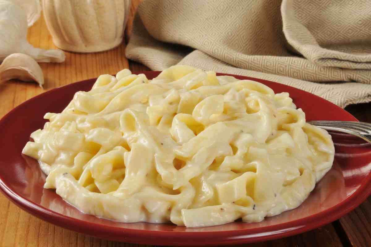 Fettuccine Alfredo ricetta originale