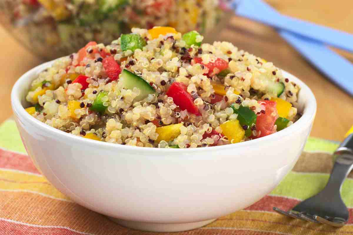 Insalata di quinoa mista