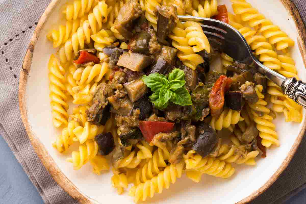 Pasta con melanzane ricetta del giorno