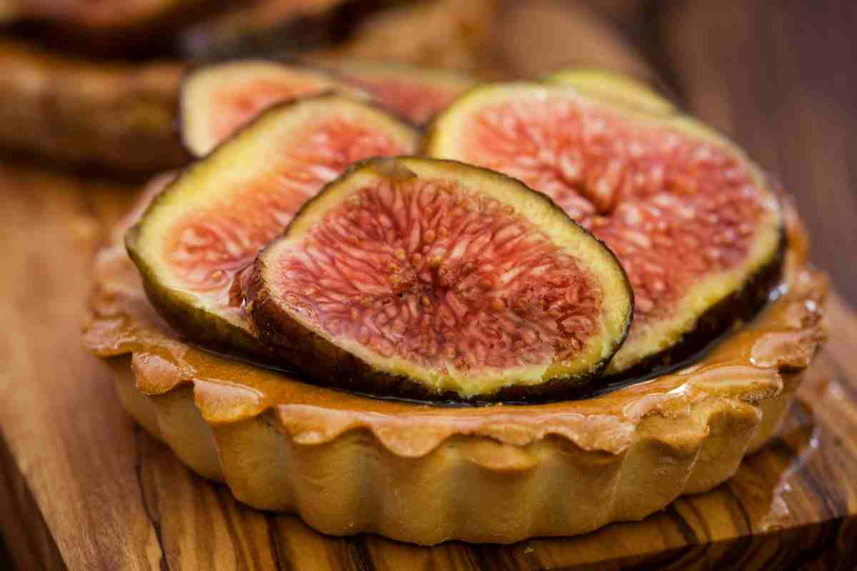 Crostata con fichi e ricotta senza zucchero