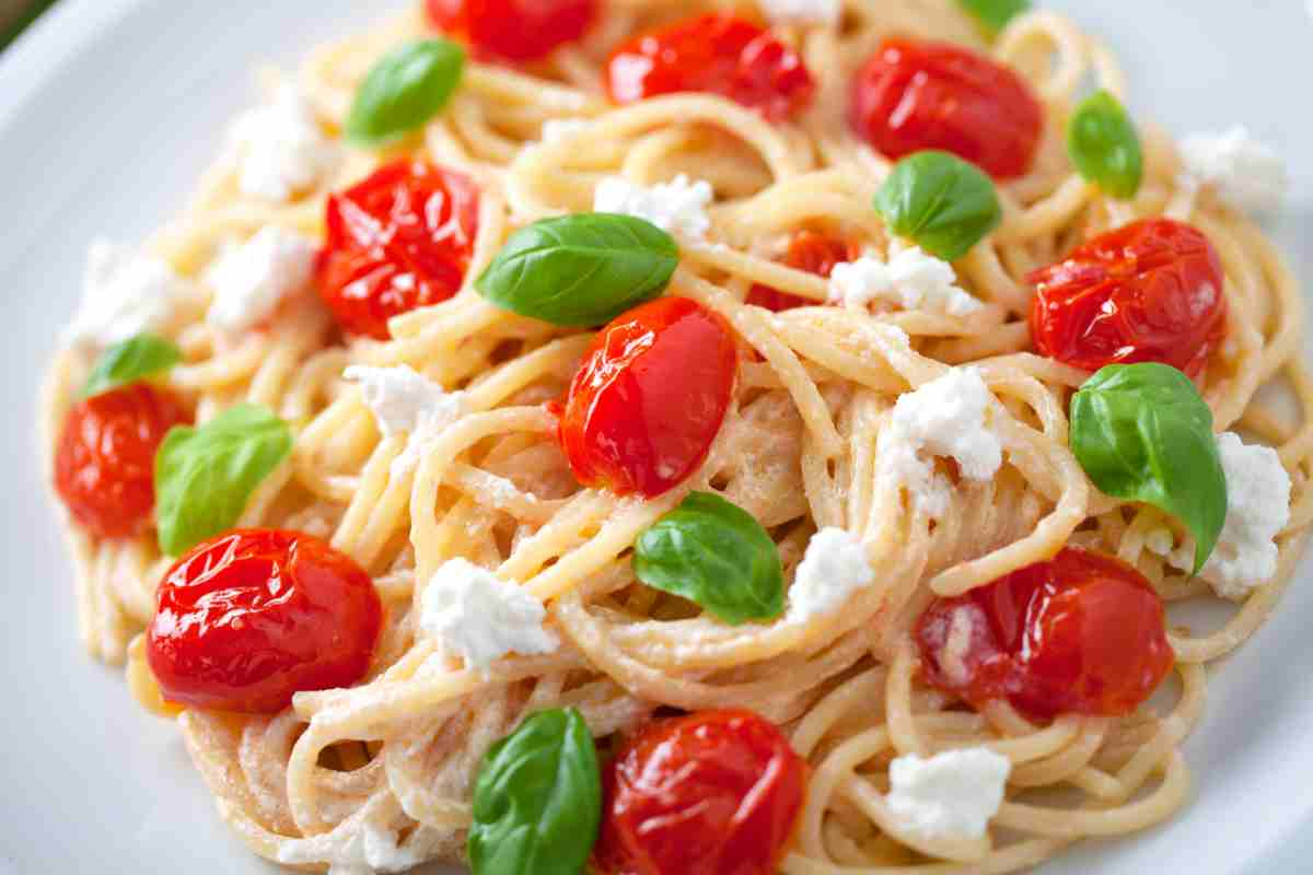 Pasta ricotta e pomodorini ricetta