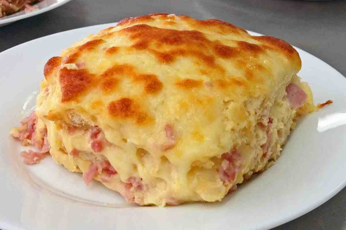 Lasagna economica prosciutto e mozzarella