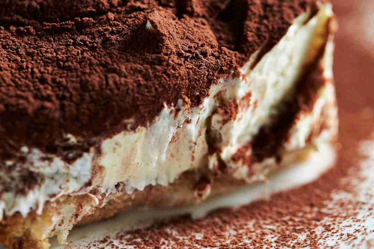 Dolcetto facile veloce tiramisù con panna vegetale