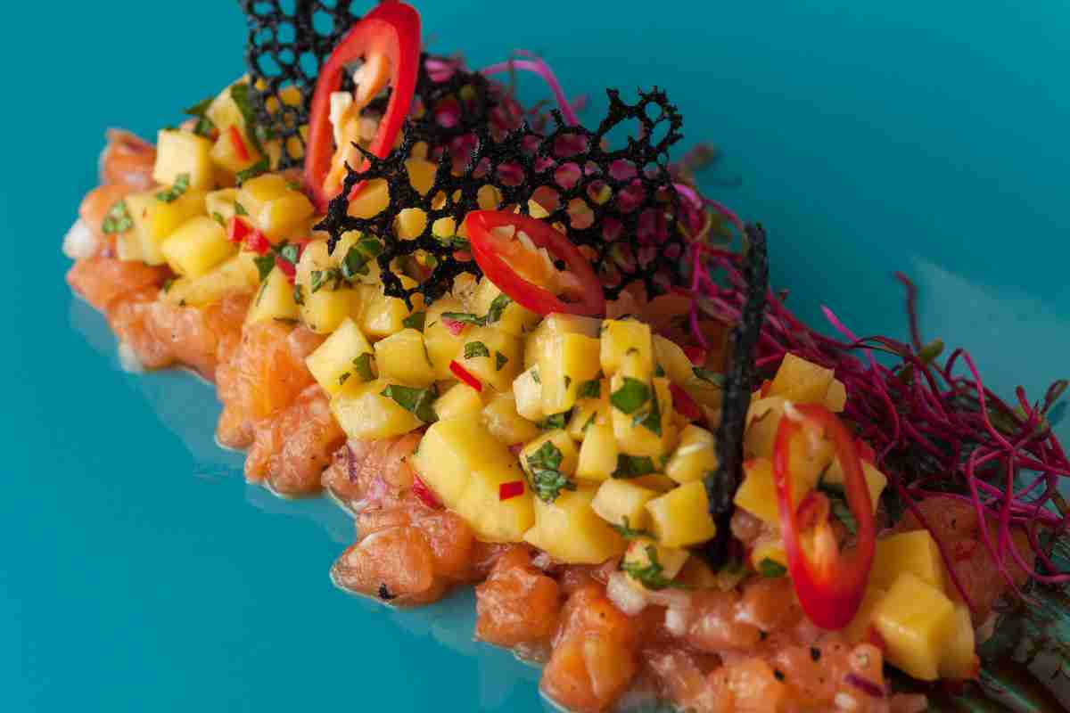 Tartare salmone affumicato e mango