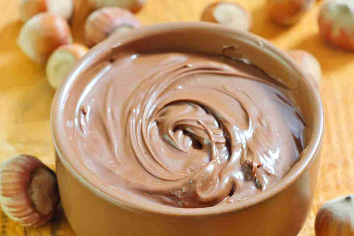 Crema alle nocciole, ricetta