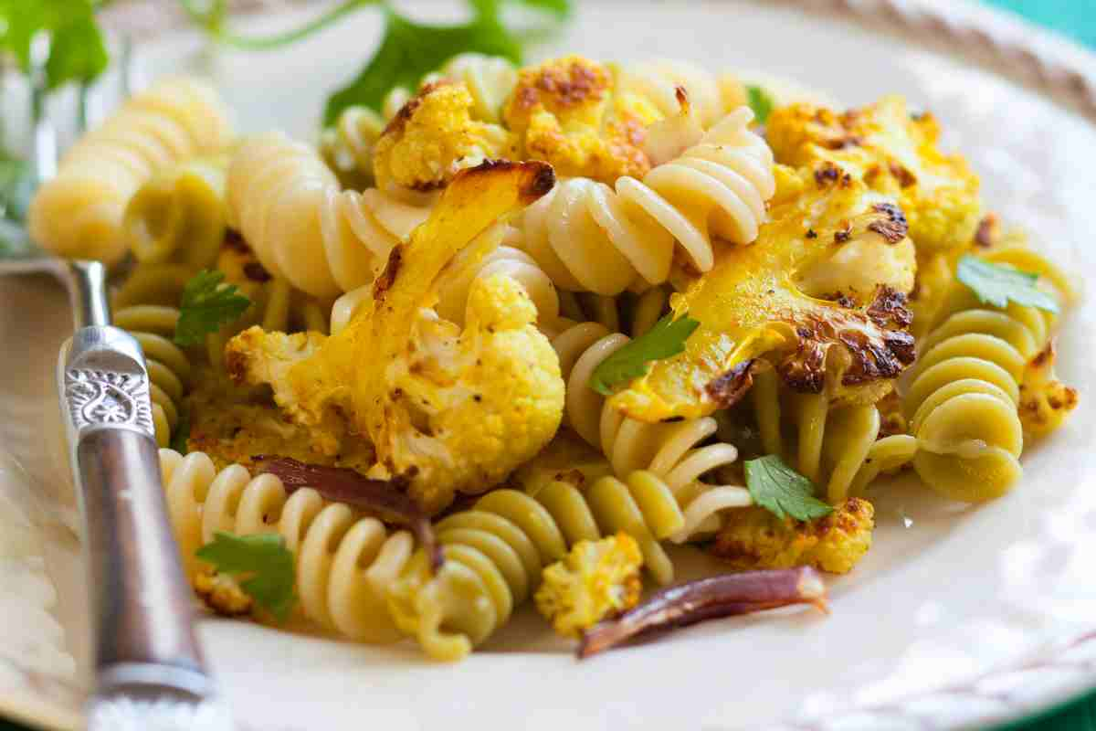 Pasta con il cavolfiore alla siciliana