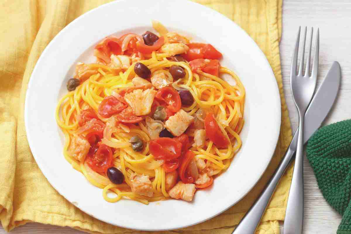 ricetta del giorno, pasta con il sugo di baccalà alla pugliese