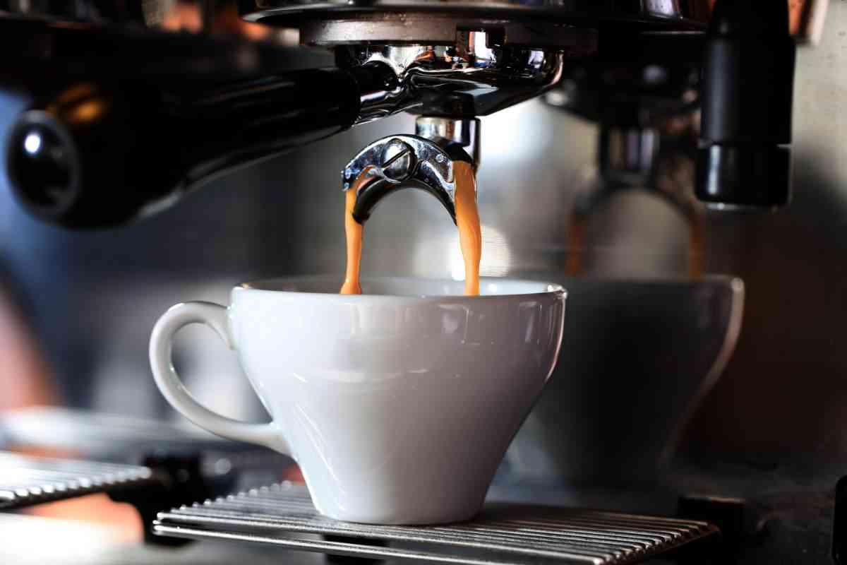 cosa dice il galateo del caffè?