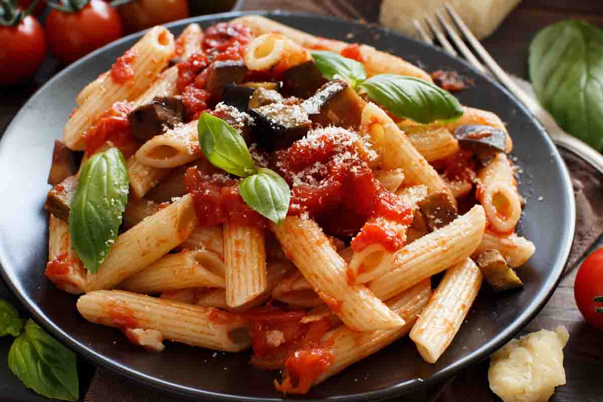 pasta melanzane e scamorza ricetta