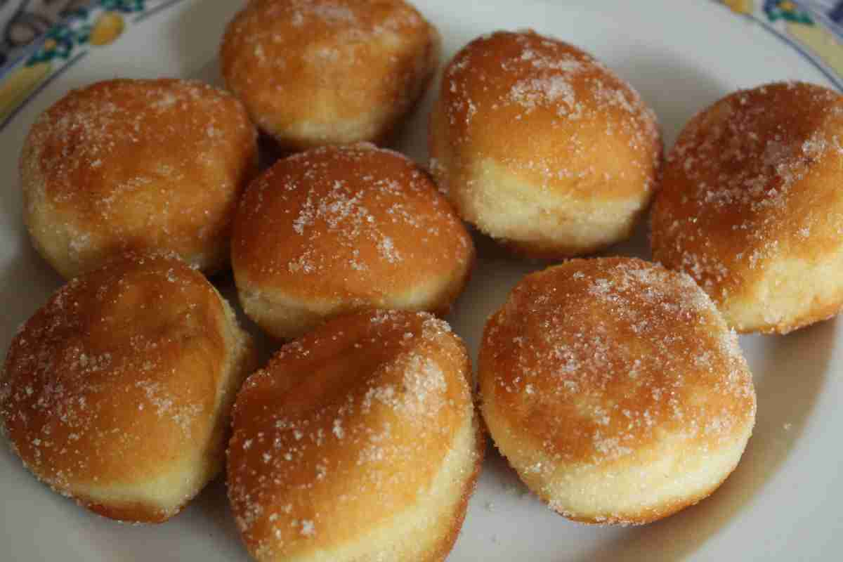 Bomboloni fritti