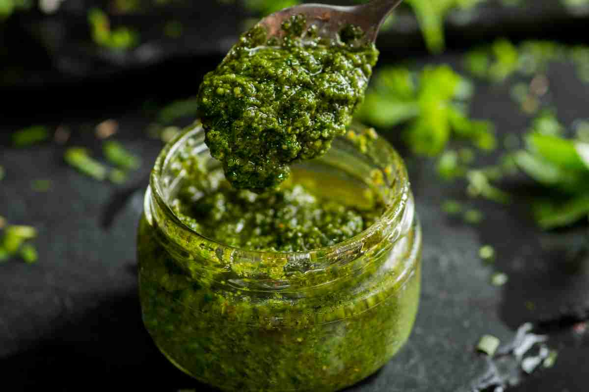 Pesto di rucola in vasetto