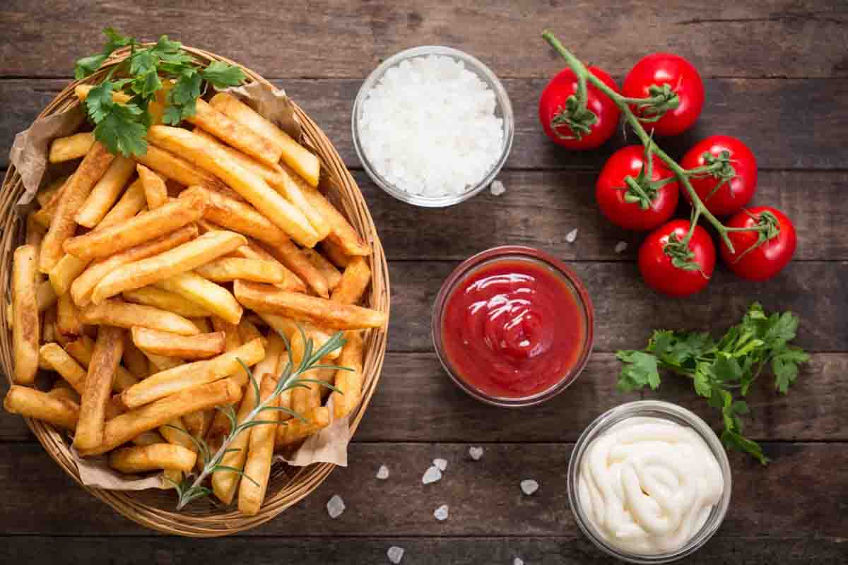 ricetta patatine fritte croccanti