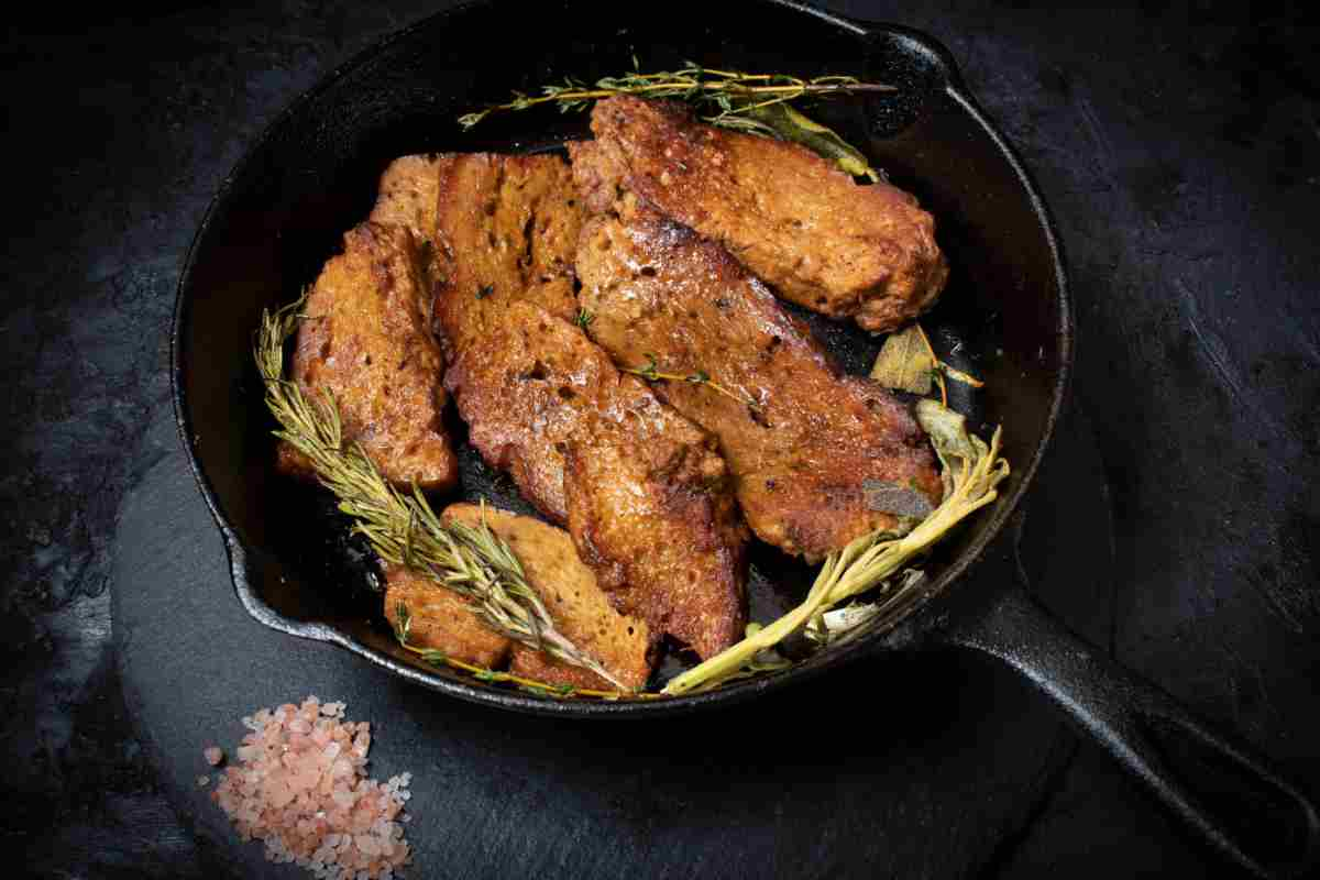 Seitan a fette in padella