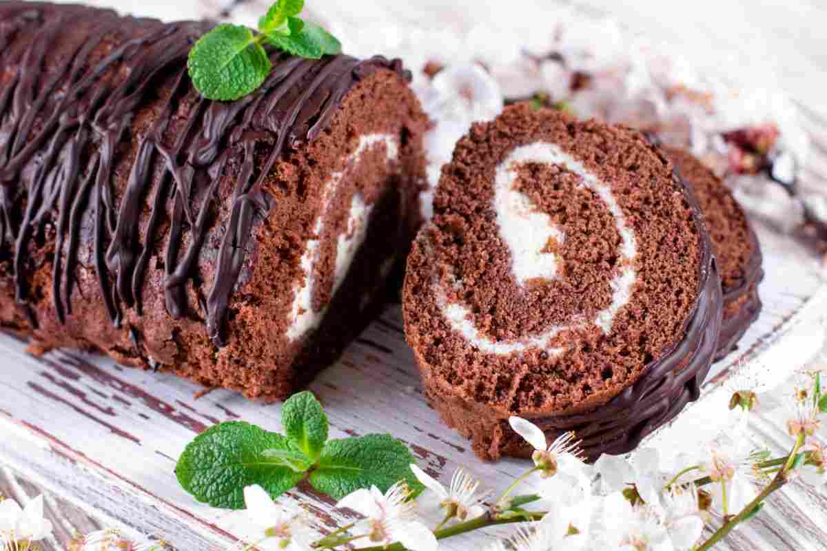 rotolo al cioccolato con crema alla vaniglia