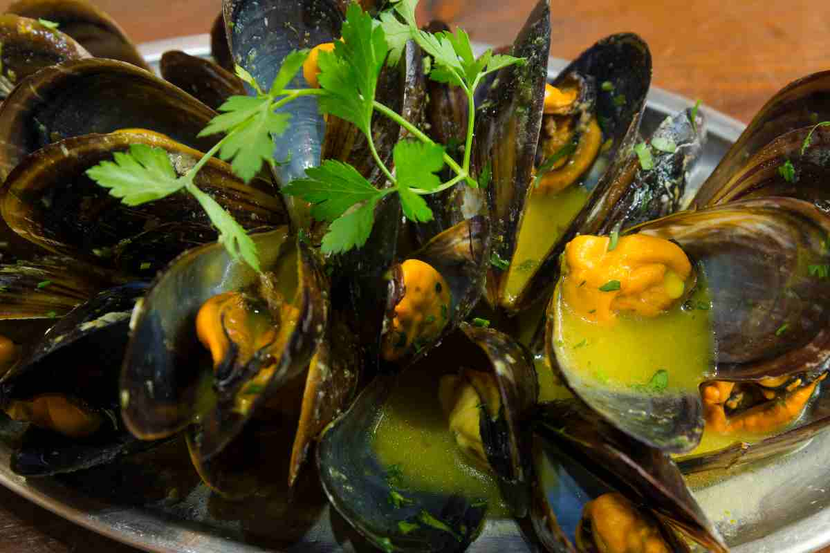 Cozze alla marinara per la ricetta del giorno