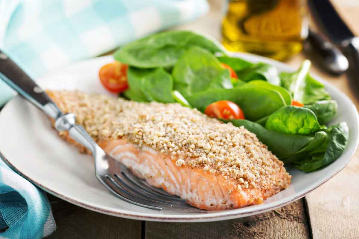 salmone in crosta di nocciole ricetta