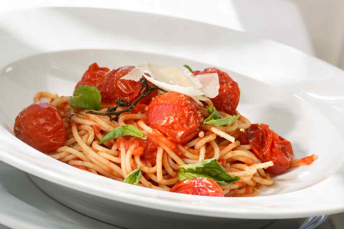 Spaghetti allo scarpariello di rosa un posto al sole