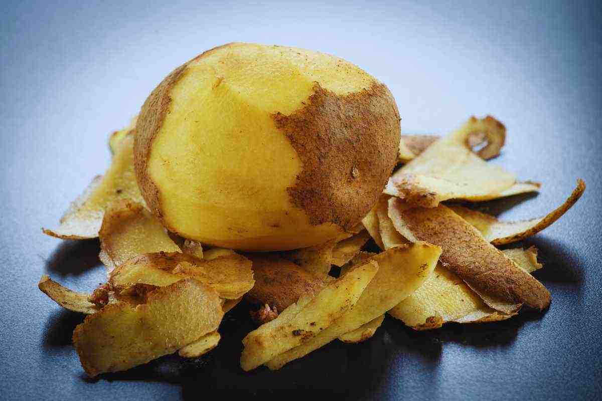 come riciclare le bucce delle patate