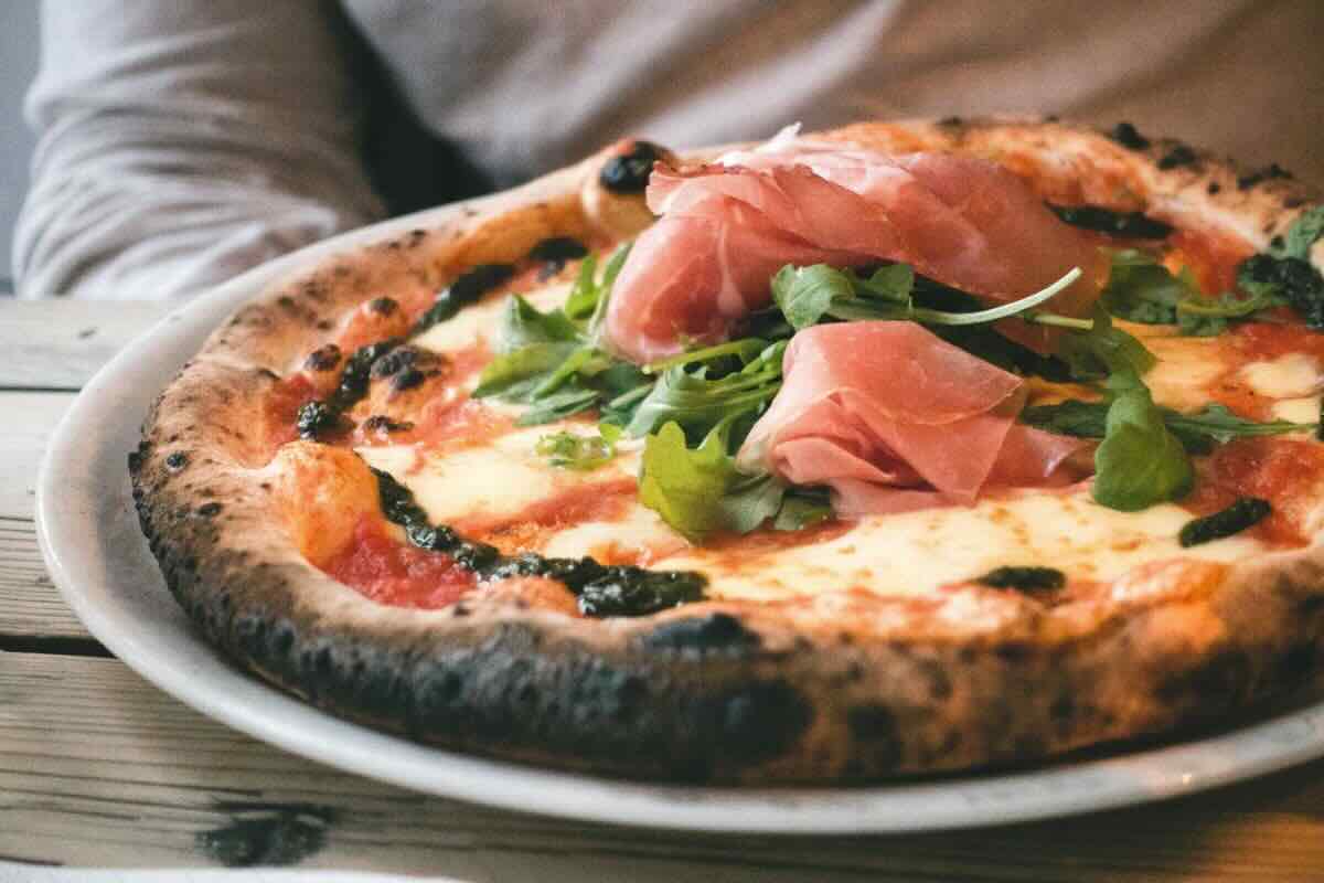 La pizza bruciata fa male?